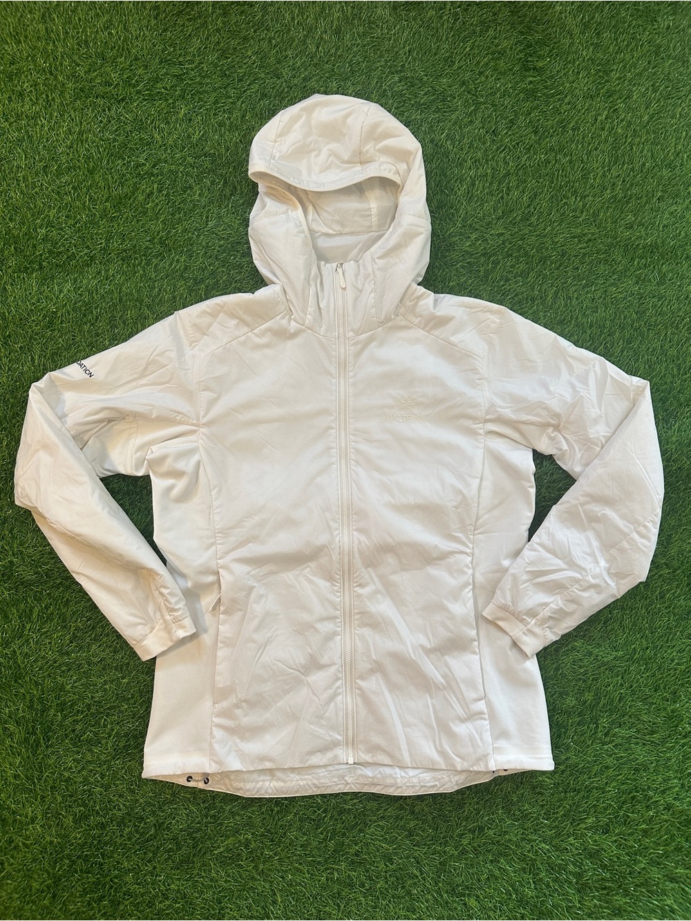 Arcteryx White Atom Hooded Zip Up Jacket Size Women’s Large